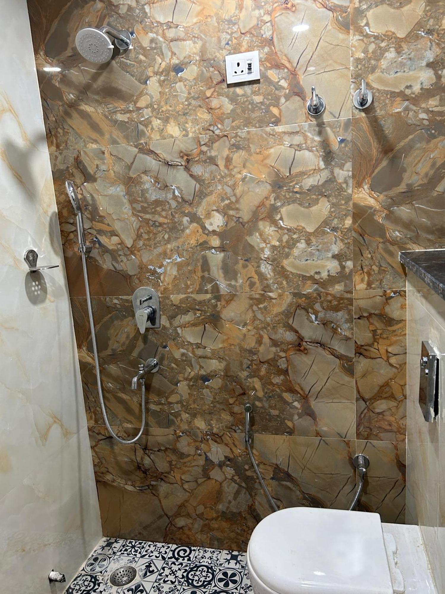 Hotel Aerocity Golden Close To New Delhi Airport Εξωτερικό φωτογραφία