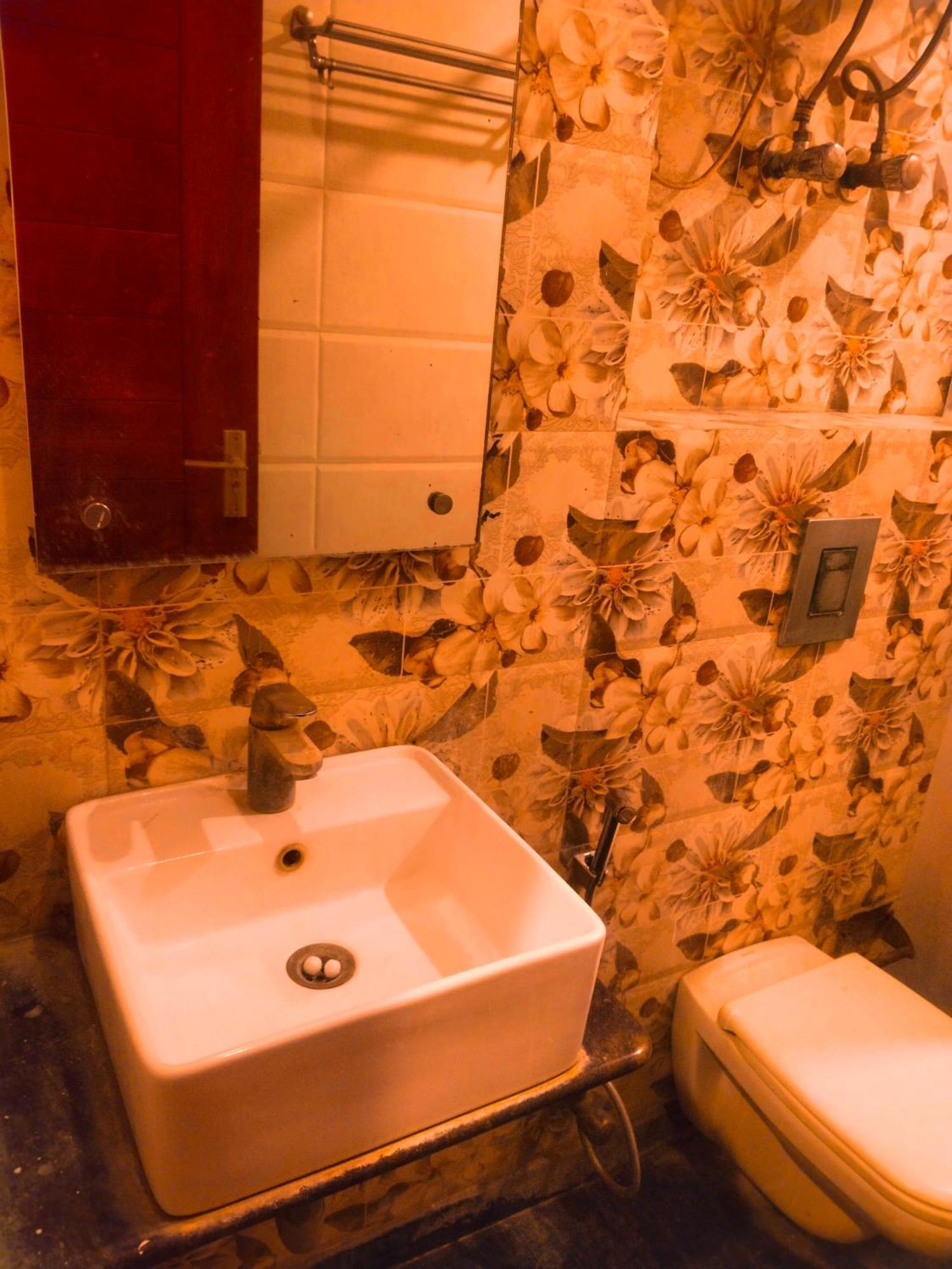 Hotel Aerocity Golden Close To New Delhi Airport Εξωτερικό φωτογραφία