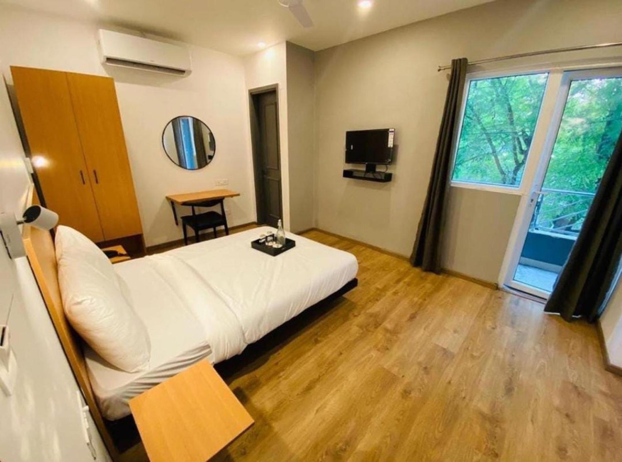 Hotel Aerocity Golden Close To New Delhi Airport Εξωτερικό φωτογραφία