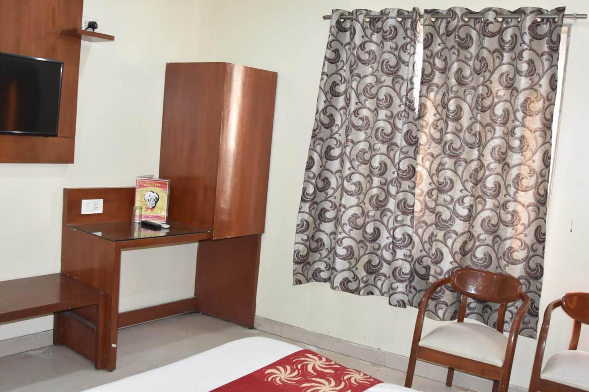 Hotel Aerocity Golden Close To New Delhi Airport Εξωτερικό φωτογραφία